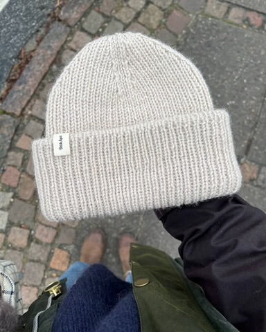 PetiteKnit Weekend Hue